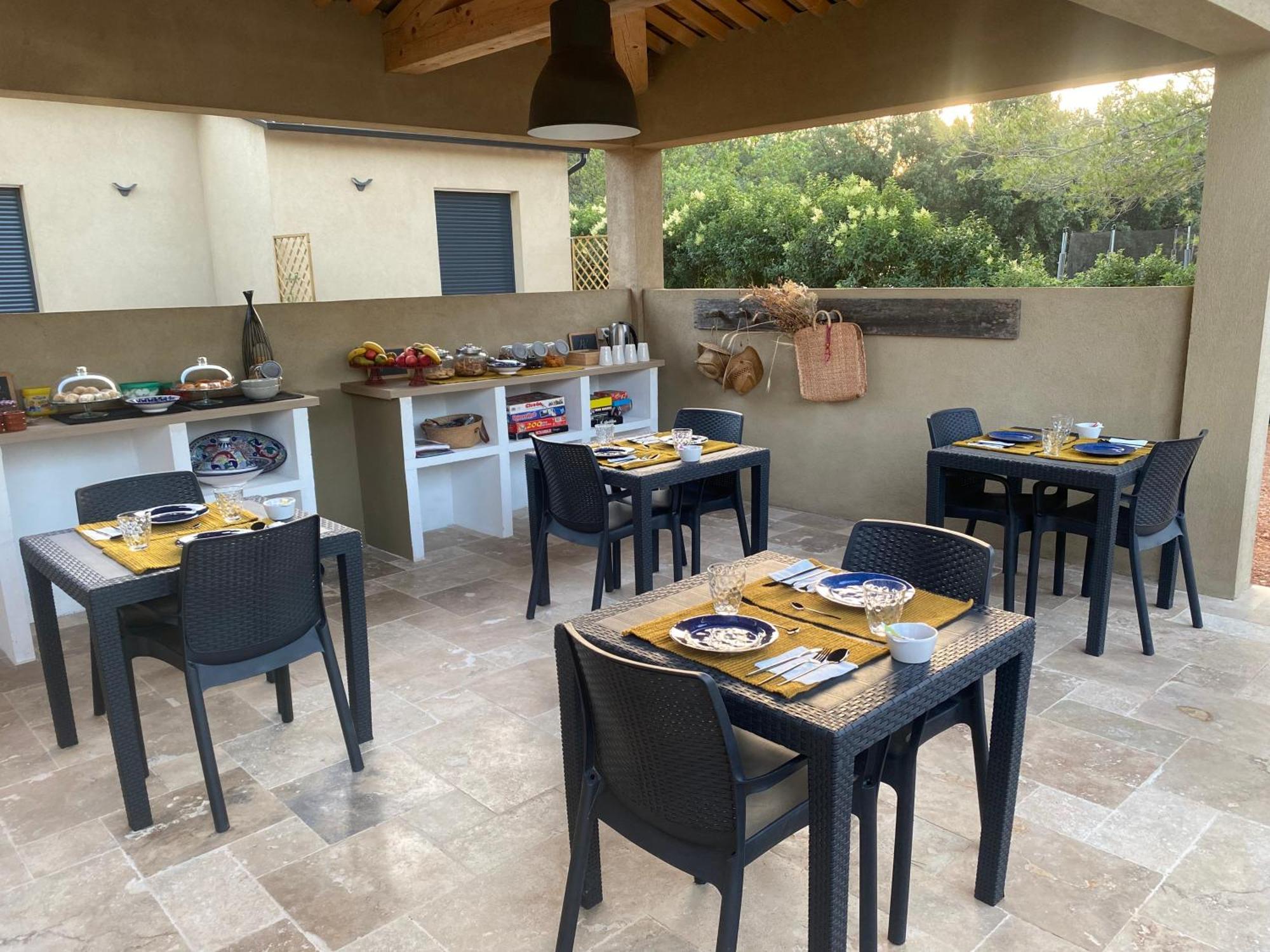Les Maisons De Loup A Loup Bed & Breakfast Cotignac